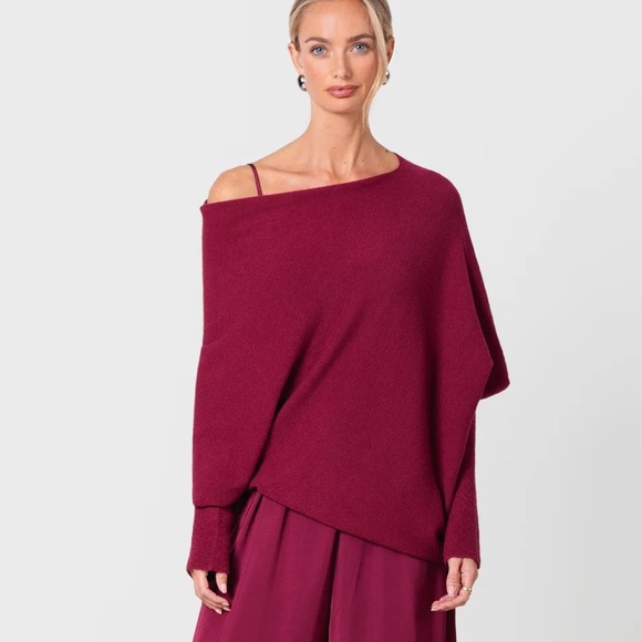 Jaki London Asymmetric Draped poncho knit sweater in Burgundy size S/M - Picture 1 of 9